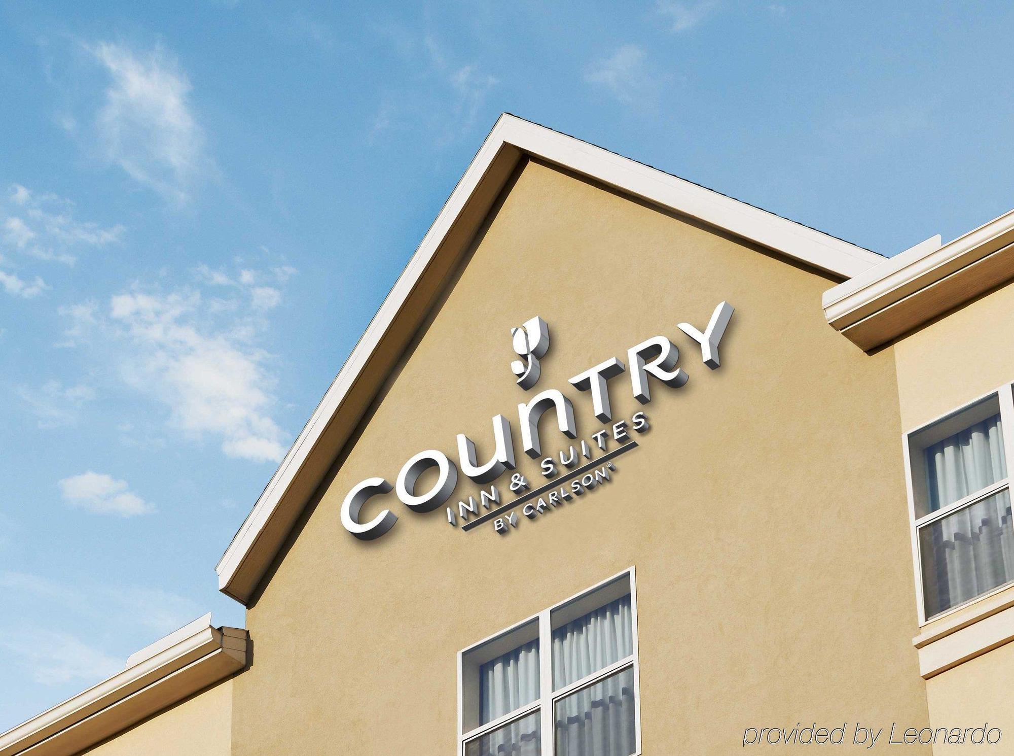 Country & By Radisson, Dfw Airport South, Tx Hotel